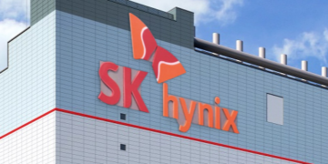 Memory Giant SK Hynix Is Finally Here for U.S. Investors: Is It a Trick or a Treat?
